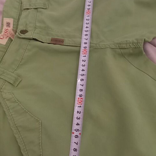 Guess pants like new, green, sizes L and XL