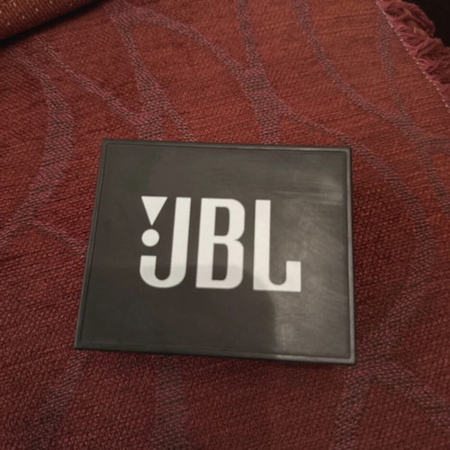 JBL Speaker like new authentic from Public