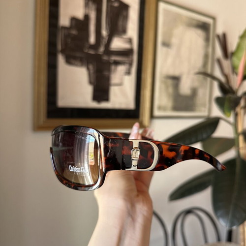 Y2K sunglasses like new, brown