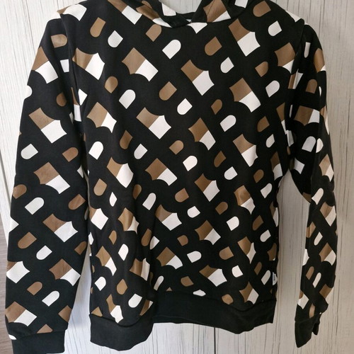 Boss hoodie for boys size 14 like new