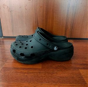 Crocs Classic Platform Clog, size 38. Φορεμένο μια μόνο φορά, αγορασμένο σε λάθος νουμερο