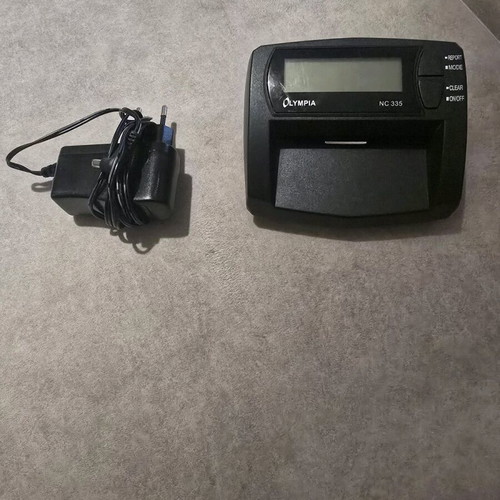 Banknote authenticity detector used with LCD display