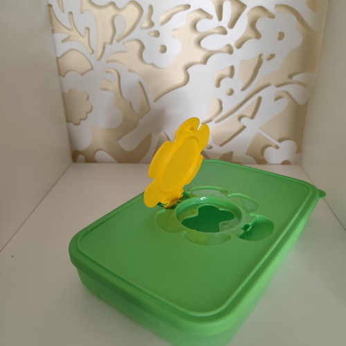 Tupperware baby wipes small size, half pack