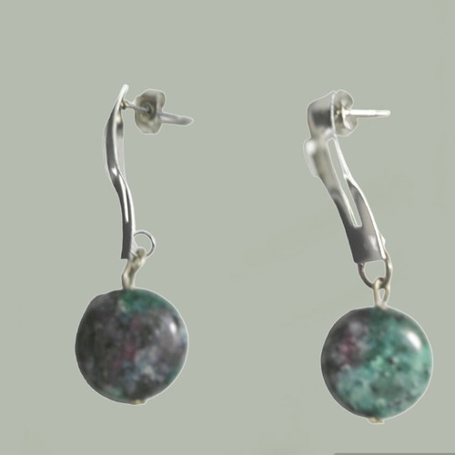 Earrings with green nephrite and steel silver hanging new