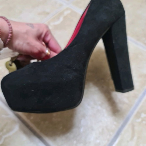 High heels black with platform like new