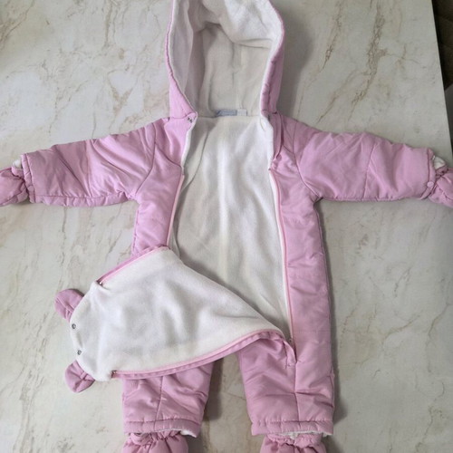 Baby snowsuit used in very good condition
