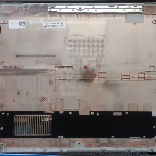 Dell Inspiron 15 3525 laptop used for spare parts with 16GB RAM and 512GB SSD