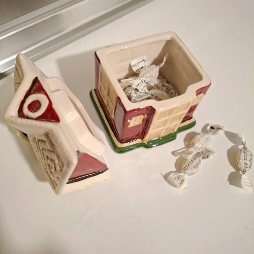 Christmas ceramic house Vicko 12 cm brand new