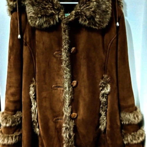 Feifa Mouton Style Women's Coat like new, brown, boho style