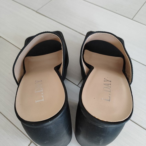 Mules L.Day size 38 like new, black and beige