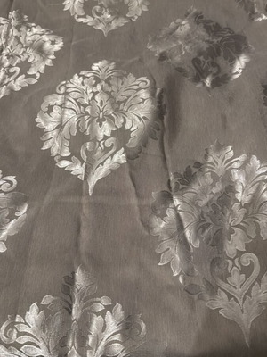 Thick curtain 3x3 like new, gray