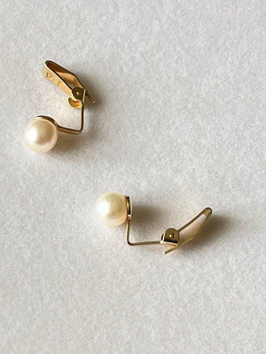Gold clip earrings with 14k pearls new