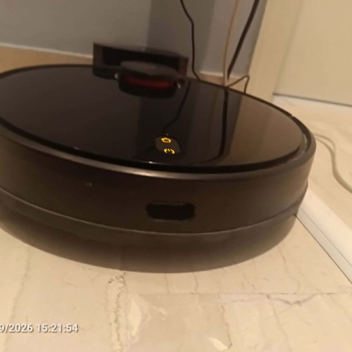 Xiaomi Mop P Robot Vacuum like new with spare parts