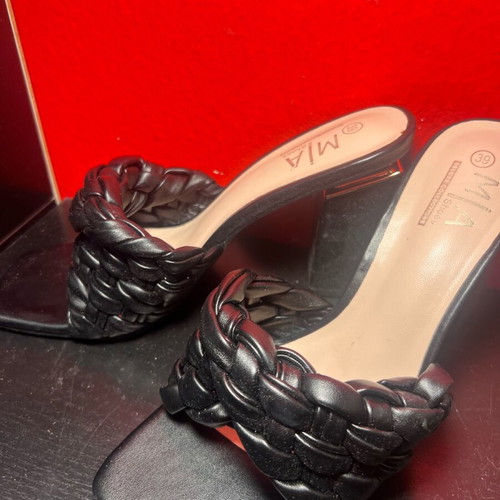 Mia black mule size 39 like new with gold detail