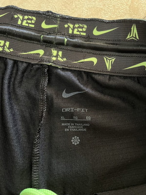 Nike Kobe Signature Twelve Dri-FIT basketball shorts XL black green