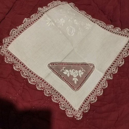 Tablecloth handmade with two matching napkins