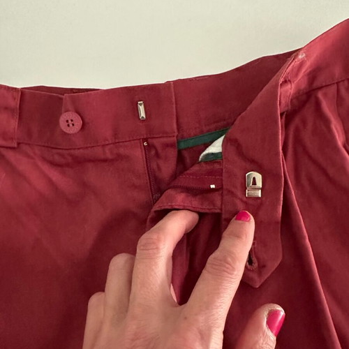 Lacoste women's burgundy bermuda shorts like new size 42