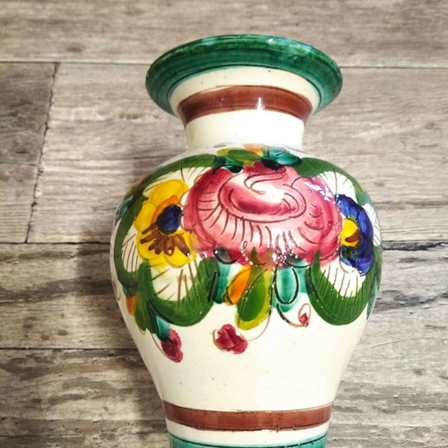 Vintage Italian ceramic vase in Maiolica style