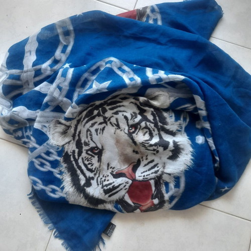 Y2K Pareo large, like new, multicolor blue scarf