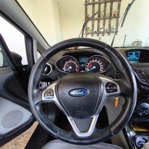 Ford Fiesta Titanium 1600 Diesel used, manual, 95hp