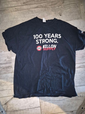 T-shirt XL new