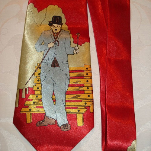 Albeari tie with Charlie Chaplin like new, red