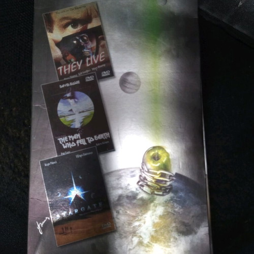 Science fiction DVD like new, pack of 3