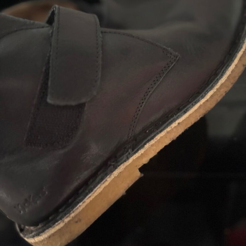 Kickers boots like new, size 34, black with anti-slip sole
