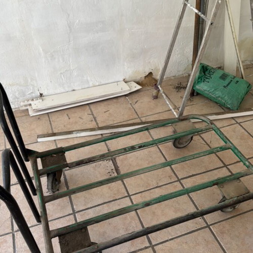 Heavy-duty transport cart used, with top surface