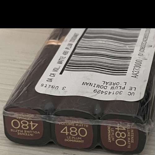 L'oreal Le Plum Dominant 480 Lipsticks, pack of 3 new