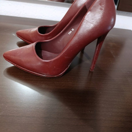 GoGo Shoes burgundy pumps like new, size 36, heel height 11.5 cm