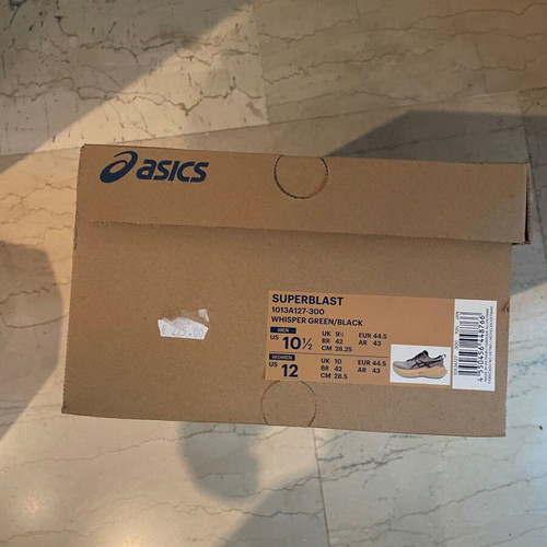 Asics Superblast αθλητικά σαν καινούργια, μέγεθος 44,5, Whisper Green/Black