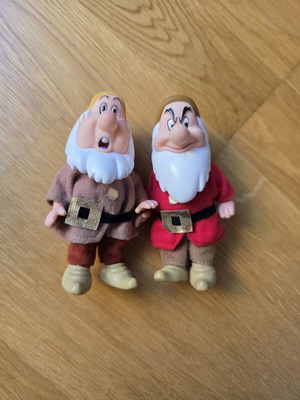 Snow White and the Seven Dwarf figures like new, Simba Toys pack