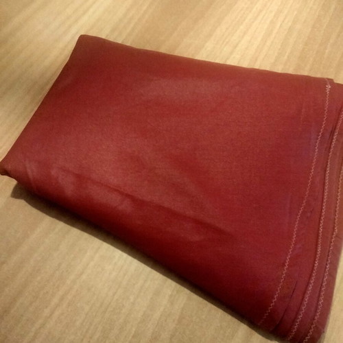Burgundy round tablecloth used, diameter 2.65m large size
