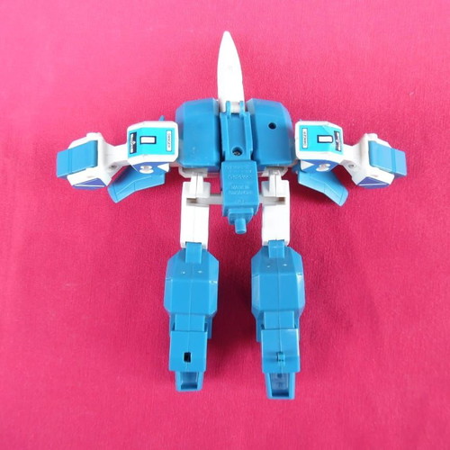 Robotech Alpha Fighter figure from 1984 by GAKKEN