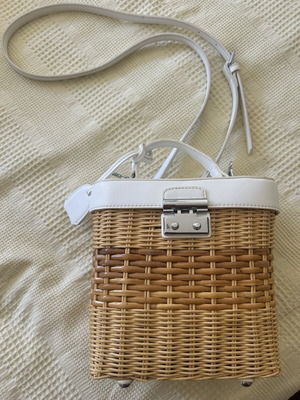 Wicker bag with white vegan leather crossbody strap like new