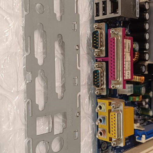Albatron PX865PE Pro motherboard with Pentium 4 2.8GHz and 2.5GB RAM like new