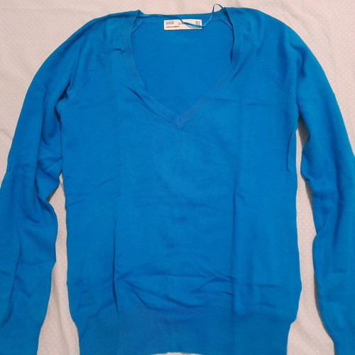 Zara blue pullover like new, size M