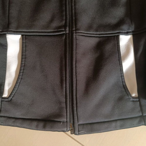 Softshell used for sports activities, size Small, black