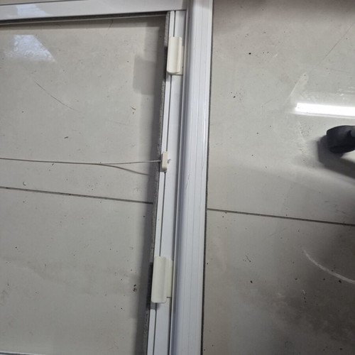 Automatic Aluminum Vertical Rolling Screen 75x79 cm, like new, white electrostatic paint