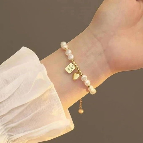 Freshwater Pearl Bracelet with Gold Good Luck Charm