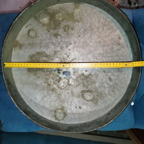 Copper vintage baking tray used, diameter 45 cm