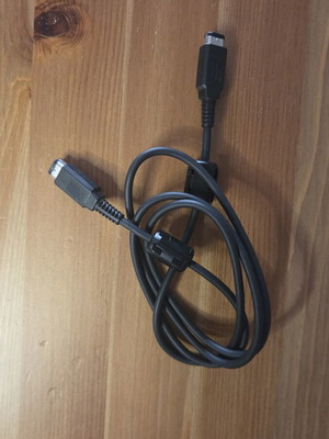 Nintendo Game Boy Link Cable CGB-003 like new
