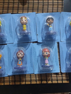 Hachette collectible figures recorded fairy tales new, sealed