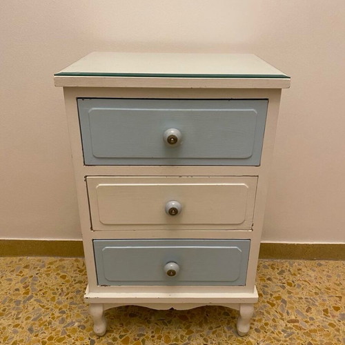 Chest of drawers used with glass top and three deep drawers