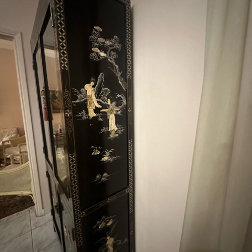 Vintage handmade Chinese display cabinet used with Asian motif