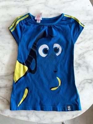 Adidas Dory T-shirt for girls 3-4 years like new