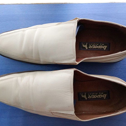 Boxer men's leather shoes size 45 beige, like new