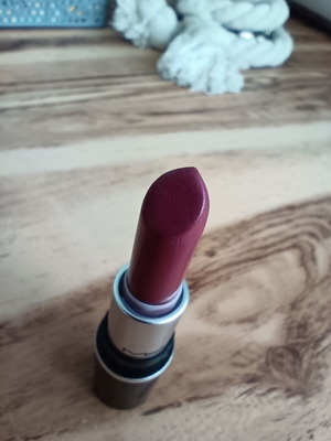 MAC Mini Lipstick Cherry & Bright new