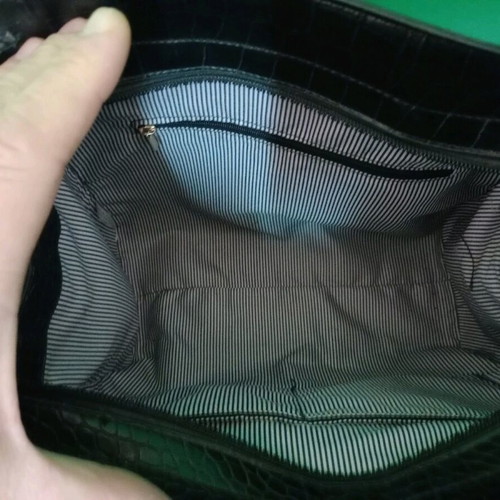 Maxfly synthetic leather handbag like new, black